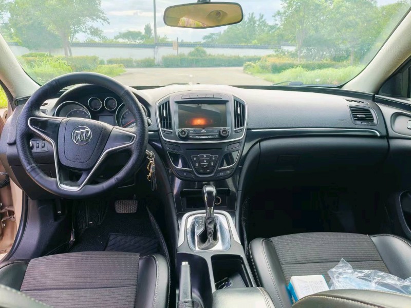 徐州15年别克君威8