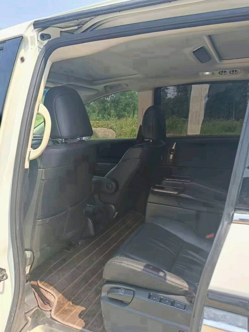 东营20年本田艾力绅5