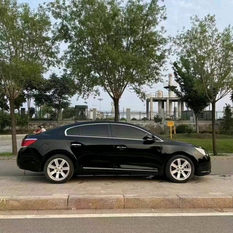 枣庄13年别克君越7