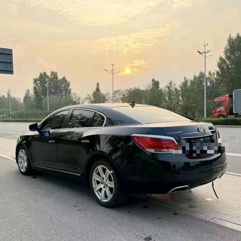 枣庄13年别克君越9