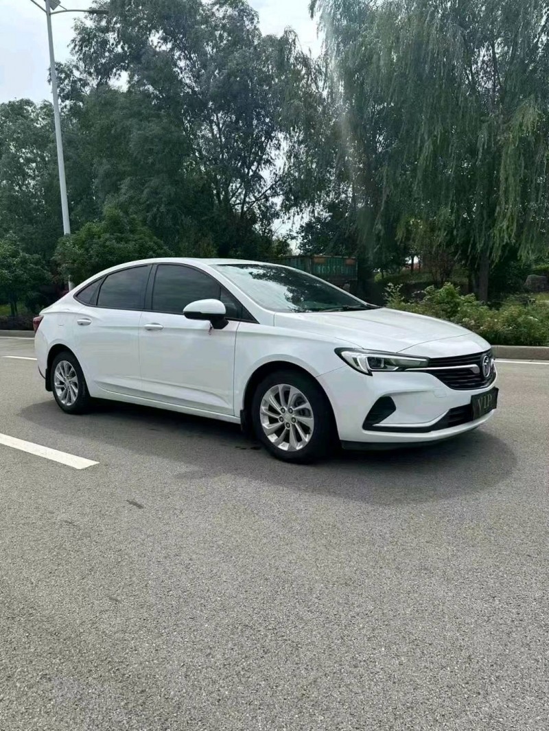 枣庄20年别克威朗2