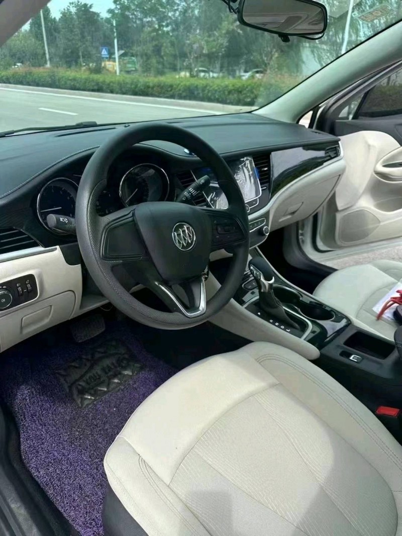 枣庄20年别克威朗4