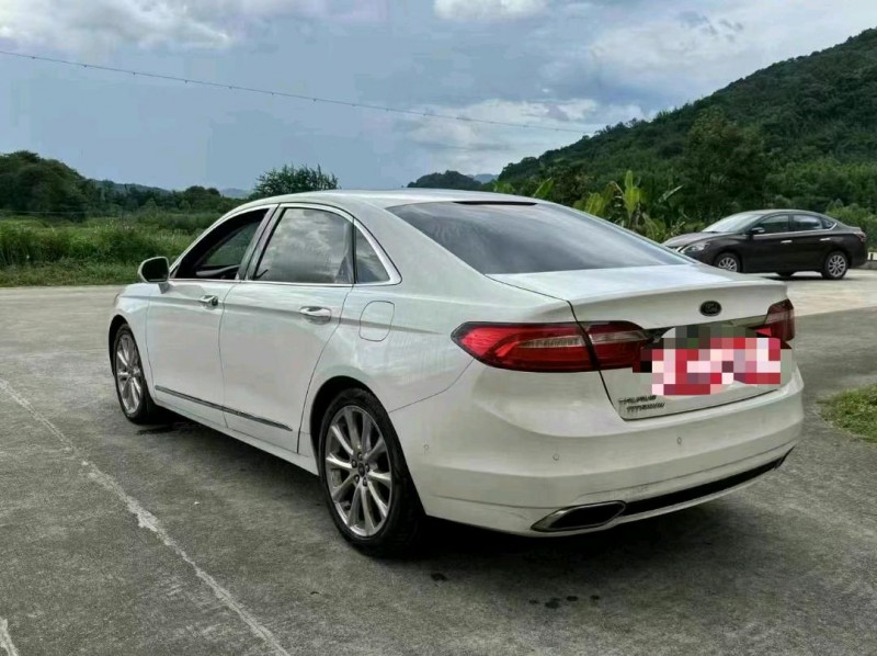 广州18年福特金牛座8