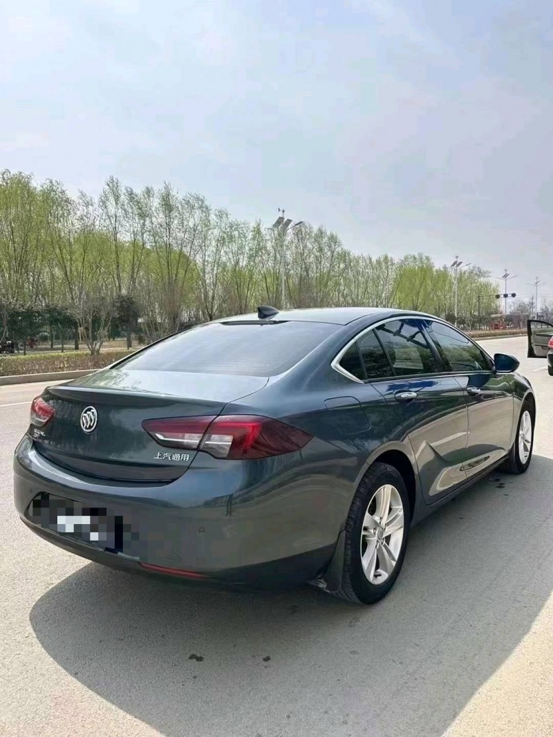 枣庄19年别克君威8