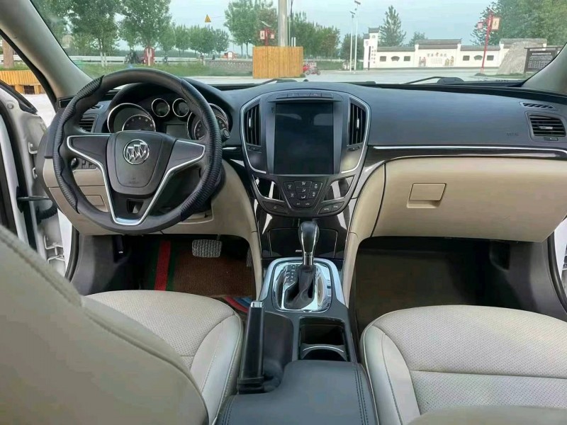 徐州16年别克君威4