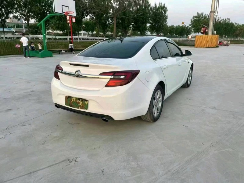 徐州16年别克君威8