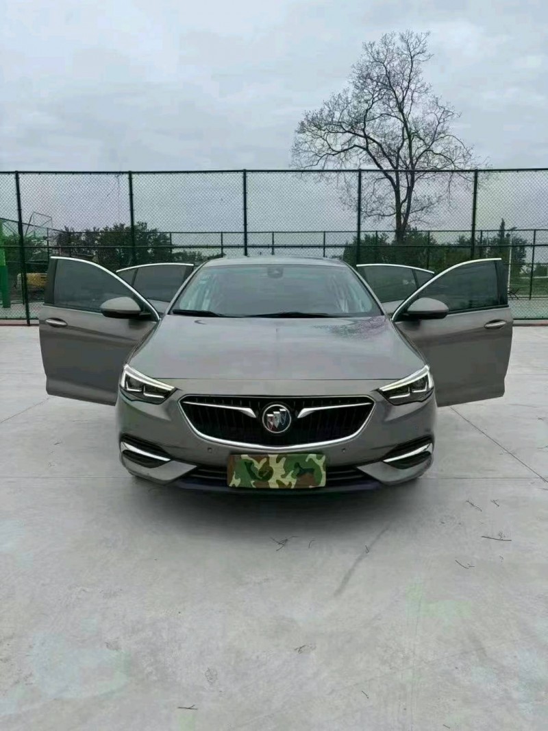 徐州18年别克君威8