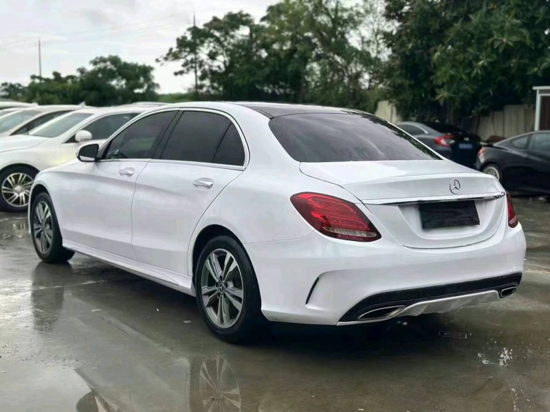 广州17年奔驰C7