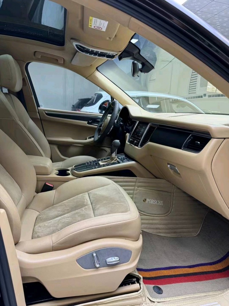 廊坊14年保时捷Macan8