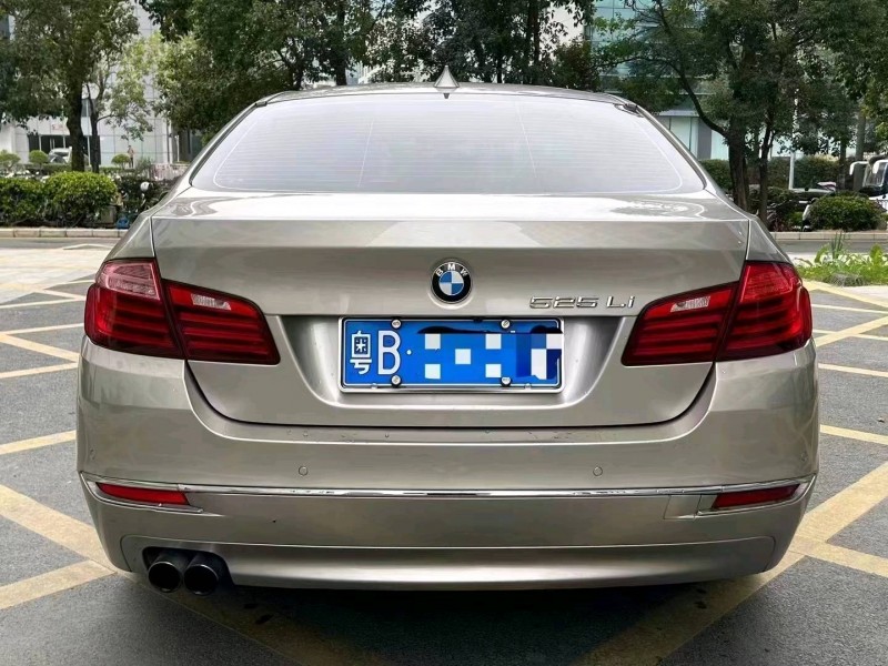 深圳17年宝马5系8