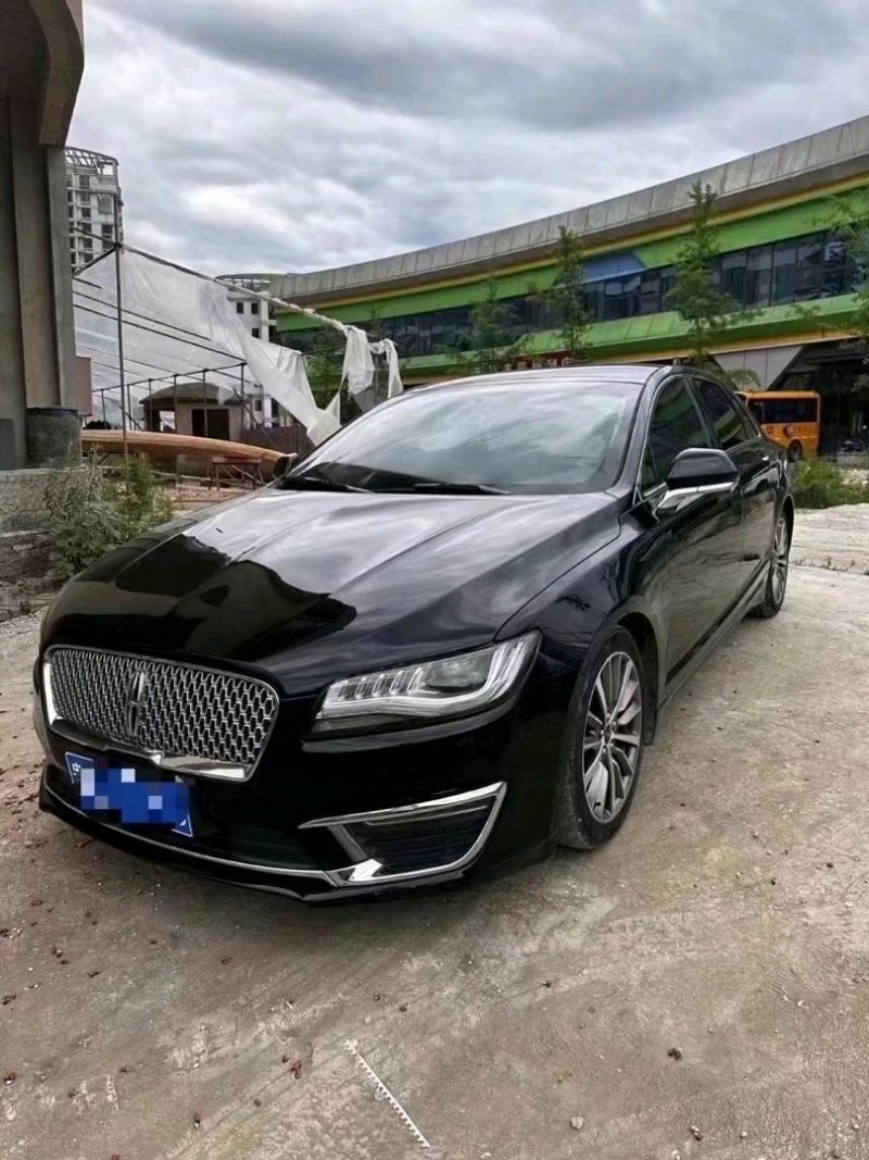 安順17年林肯MKZ1
