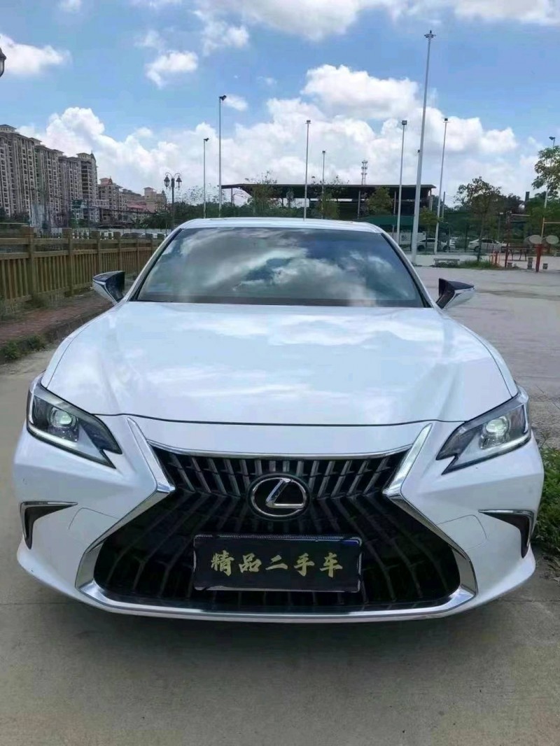 广州23年雷克萨斯ES1