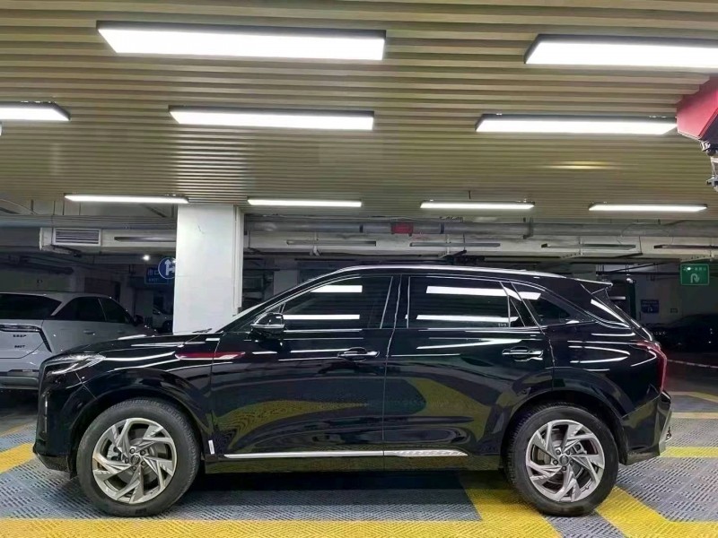 成都23年红旗HS33