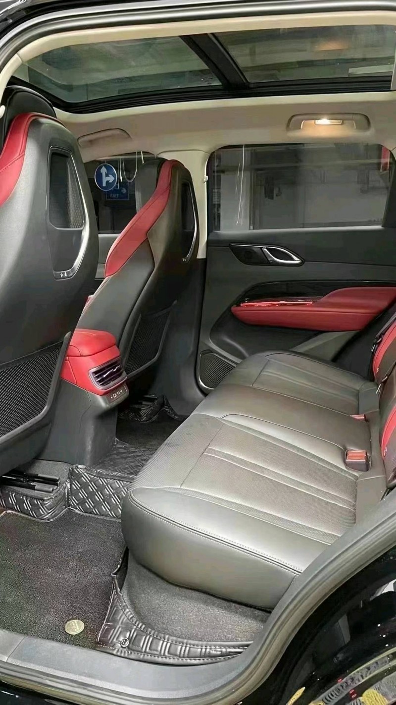 成都23年红旗HS37