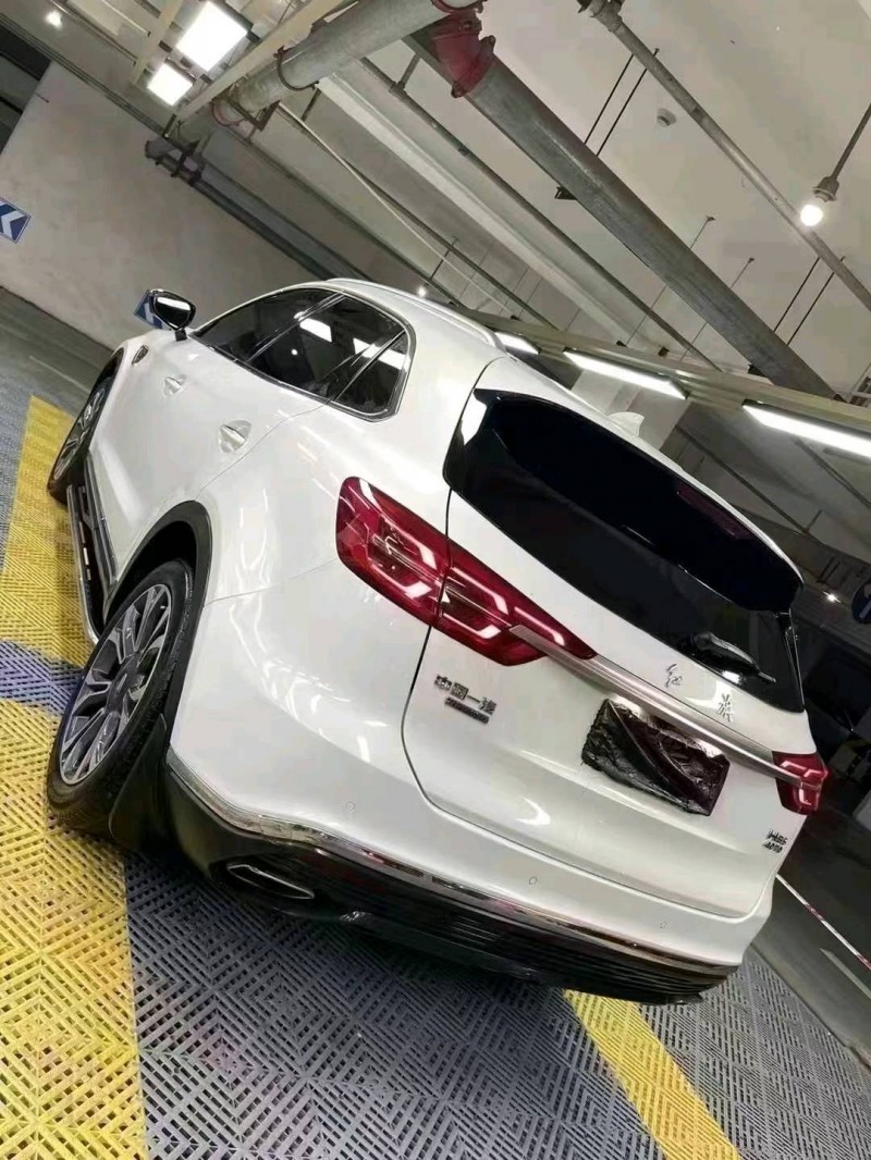 成都21年红旗HS54