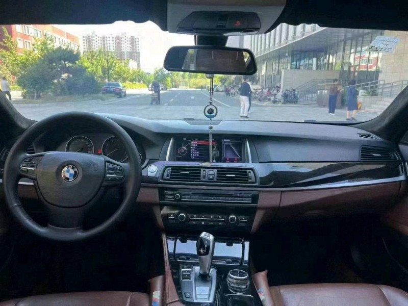 济南15年宝马5系8