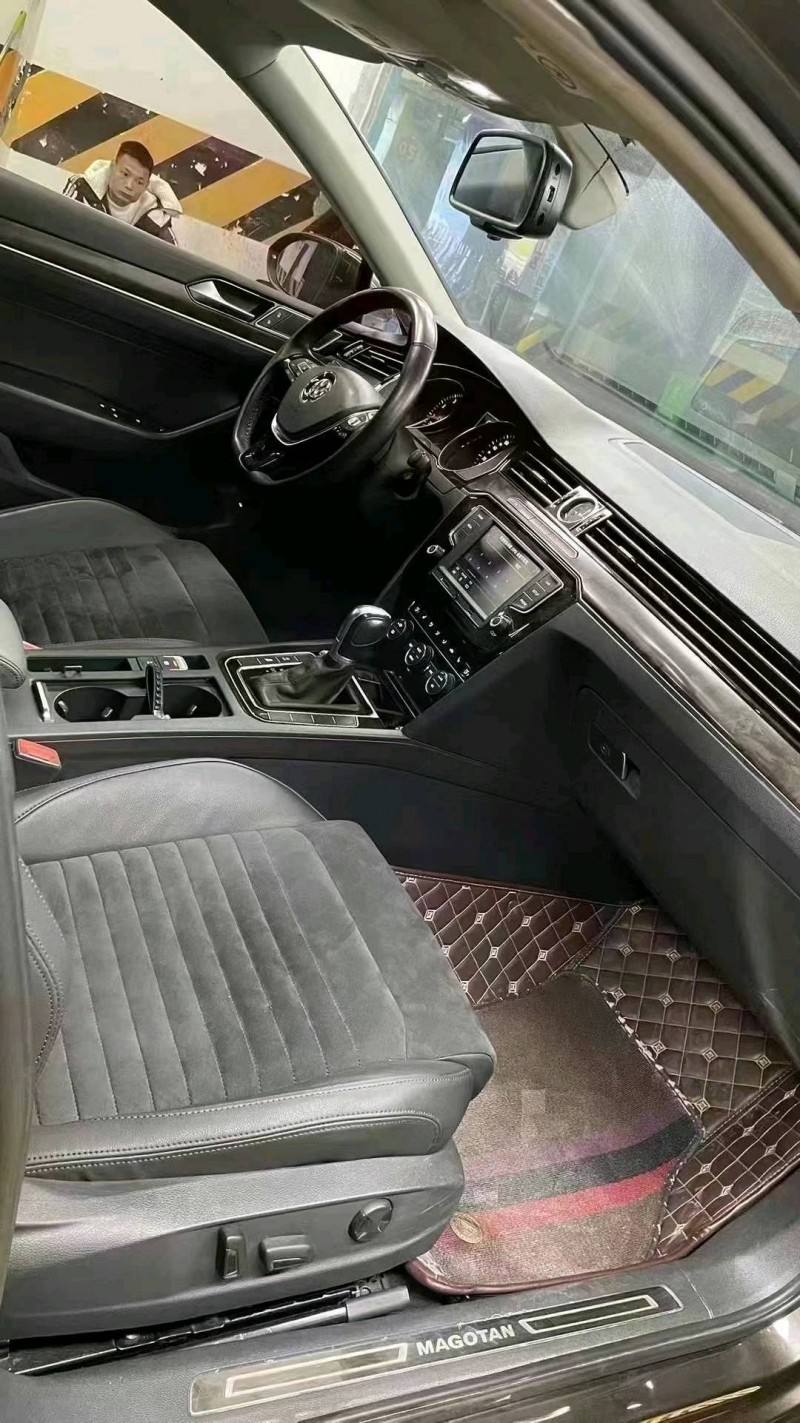 成都17年大众迈腾8