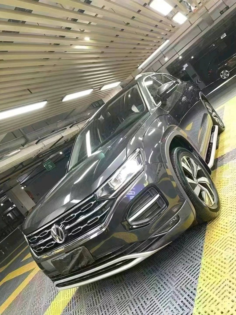 成都20年大众探锐2