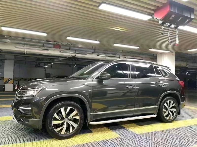 成都20年大众探锐3