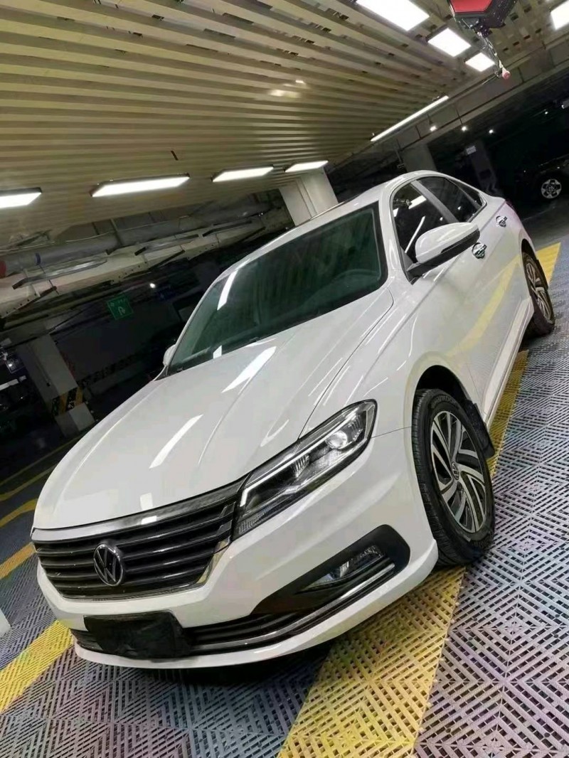 成都22年大众朗逸2