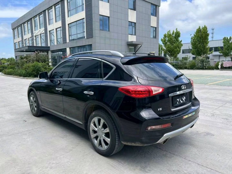 徐州16年英菲尼迪QX508