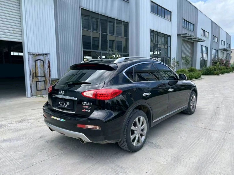 徐州16年英菲尼迪QX509