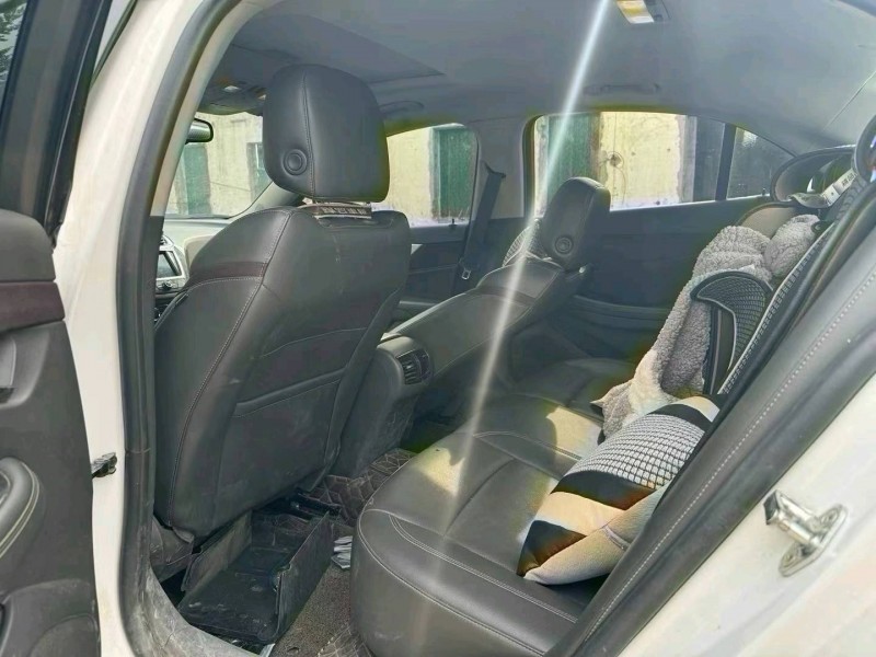 郑州16年雪佛兰迈锐宝5