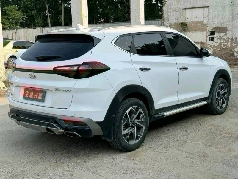 郑州21年现代途胜9