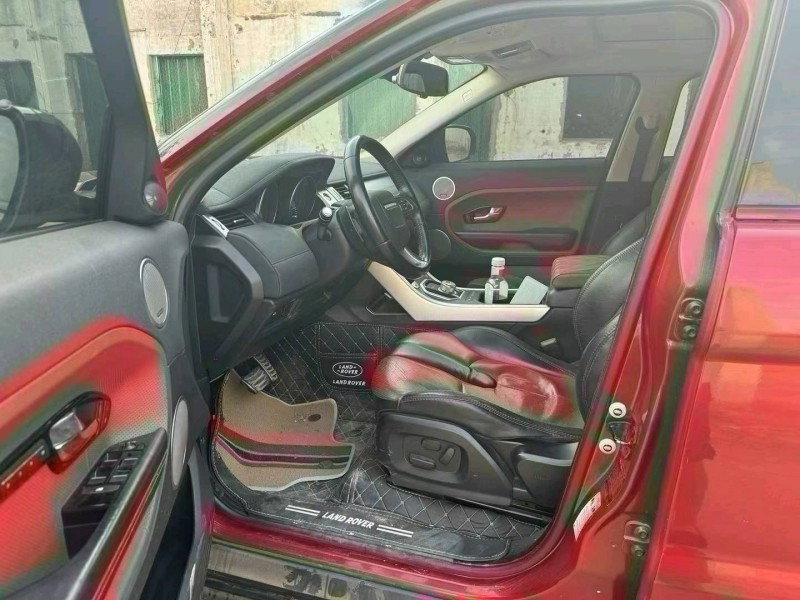 郑州12年路虎极光7