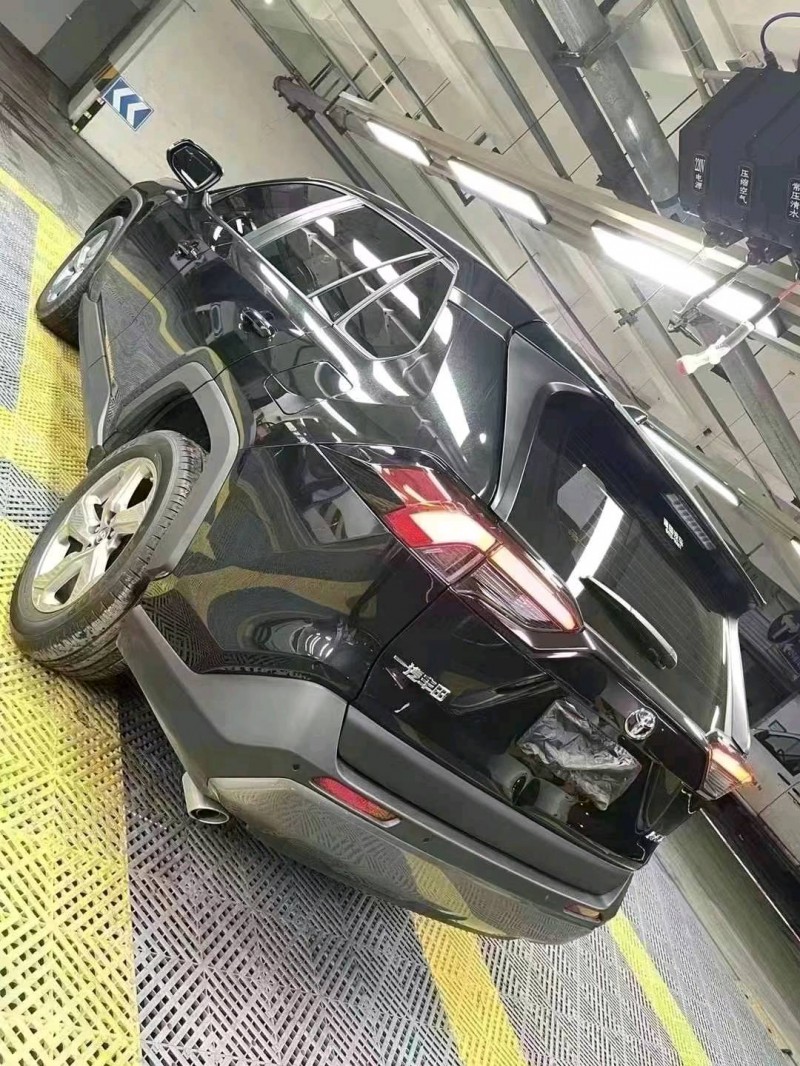 成都22年丰田RAV4荣放7