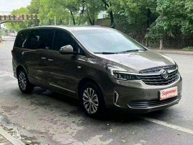 烟台21年别克GL82