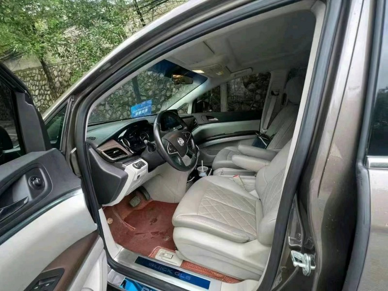 烟台21年别克GL84