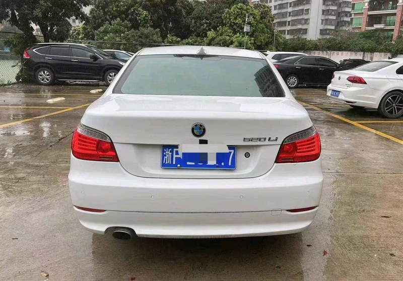 广州09年宝马5系9