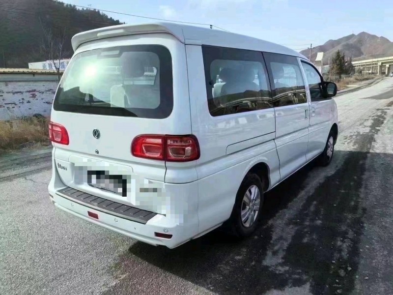 邢台19年东风菱智8