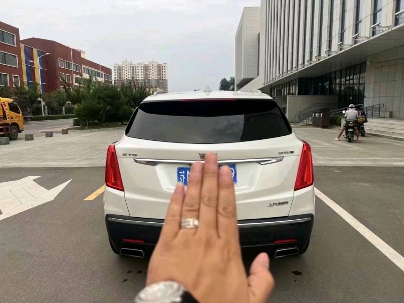 济南17年凯迪拉克XT54