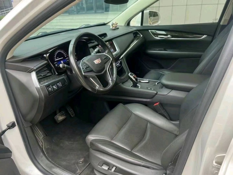 济南17年凯迪拉克XT57