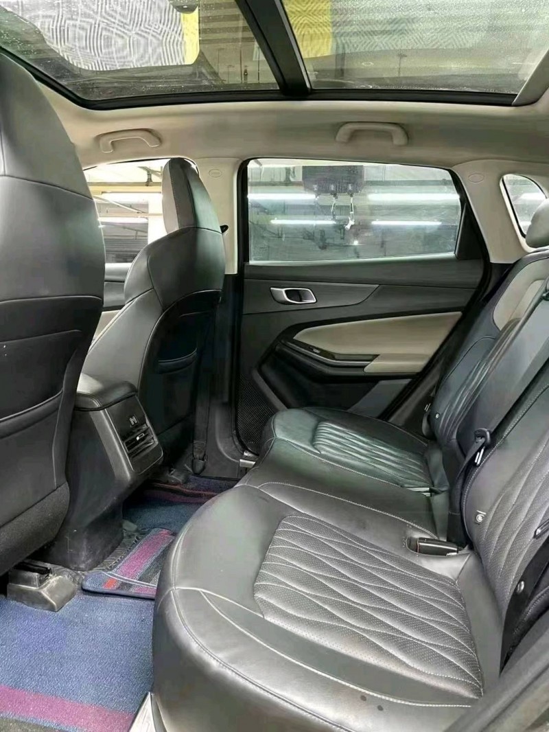 成都22年长安汽车CS557