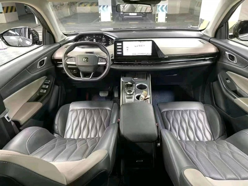 成都22年长安汽车CS559