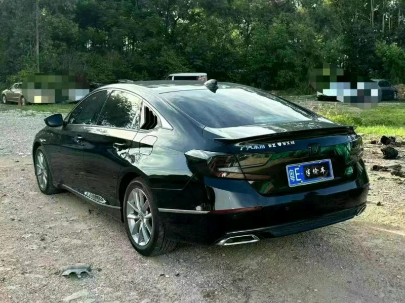 汕头21年本田雅阁5