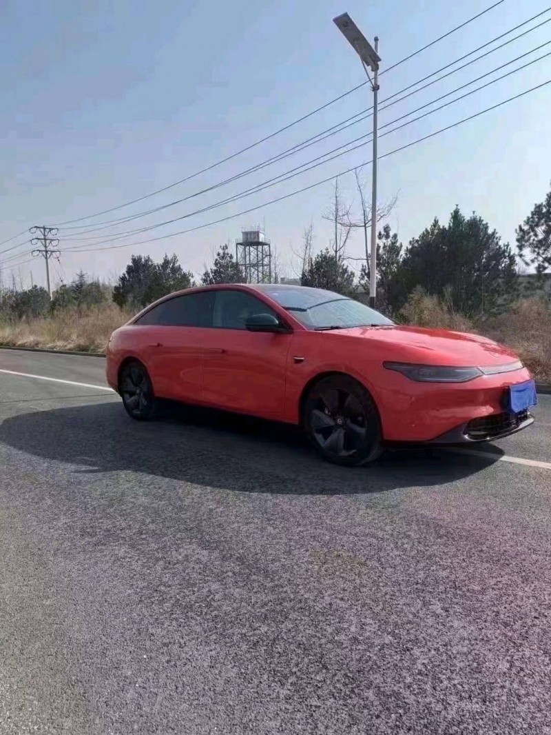 邯鄲23年零跑汽車C012