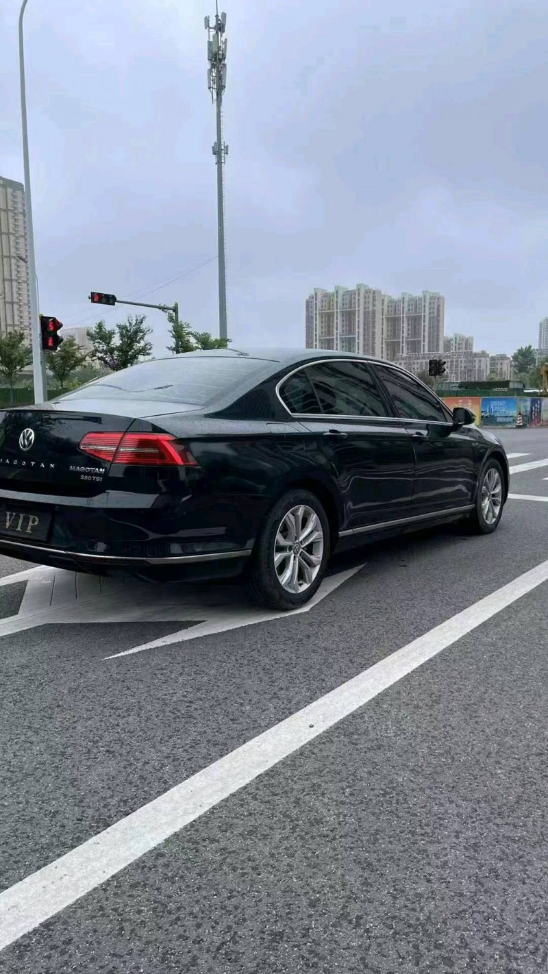 潍坊17年大众迈腾6