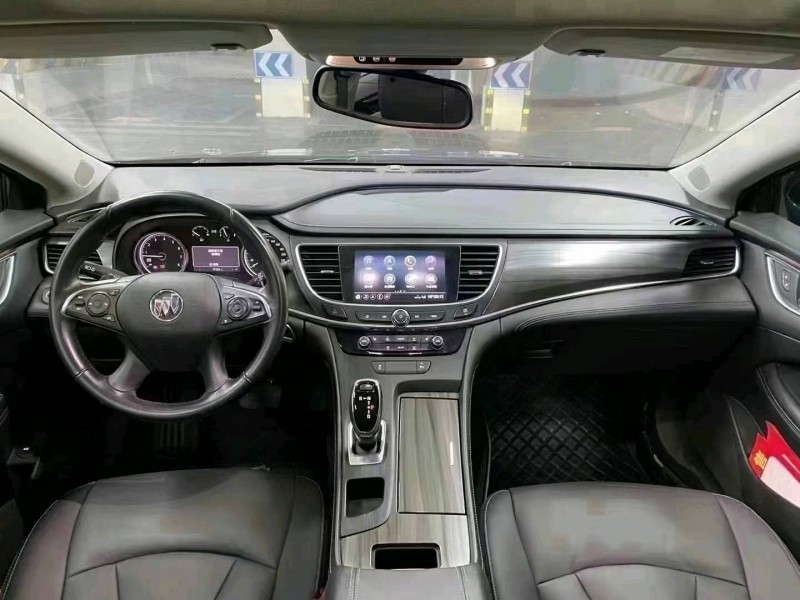 成都21年别克君越9