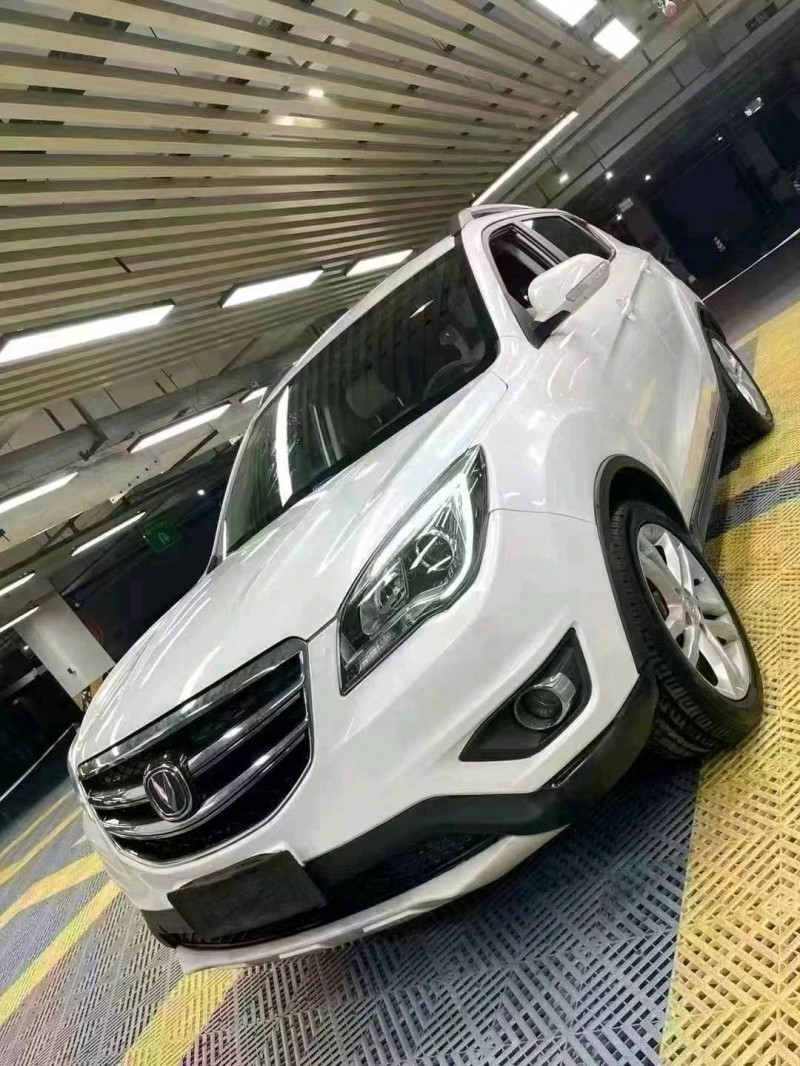 成都18年长安汽车CS352