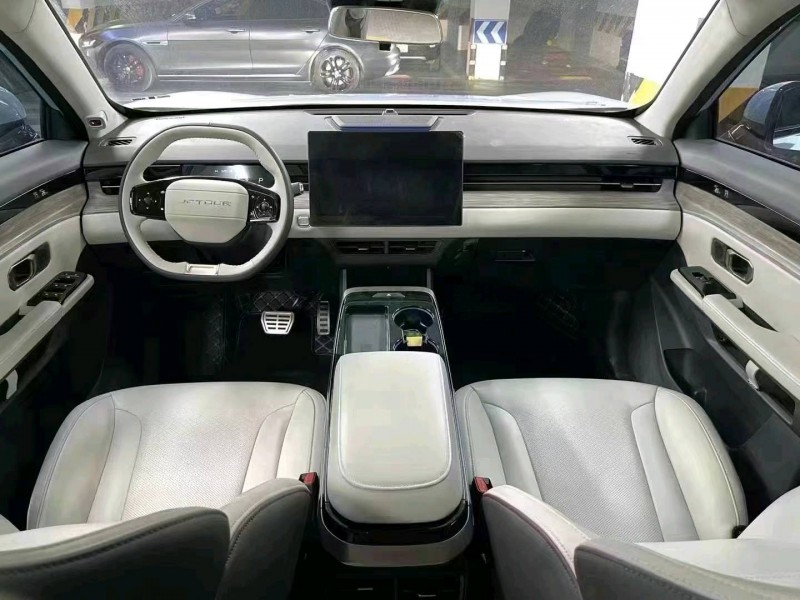 成都22年奇瑞捷途大圣9