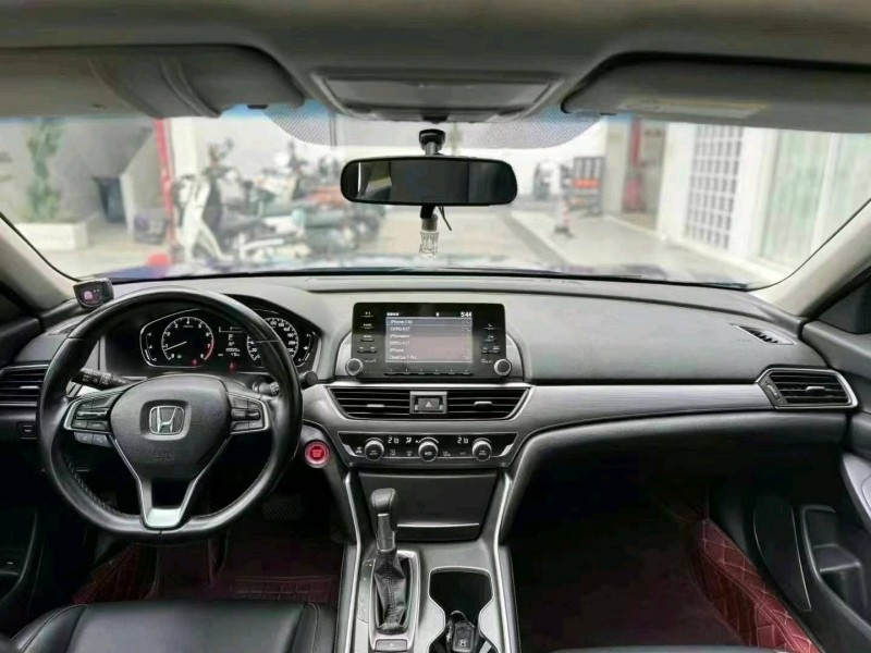 广州18年本田雅阁6