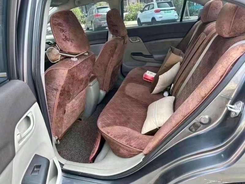 邢台12年本田思域9