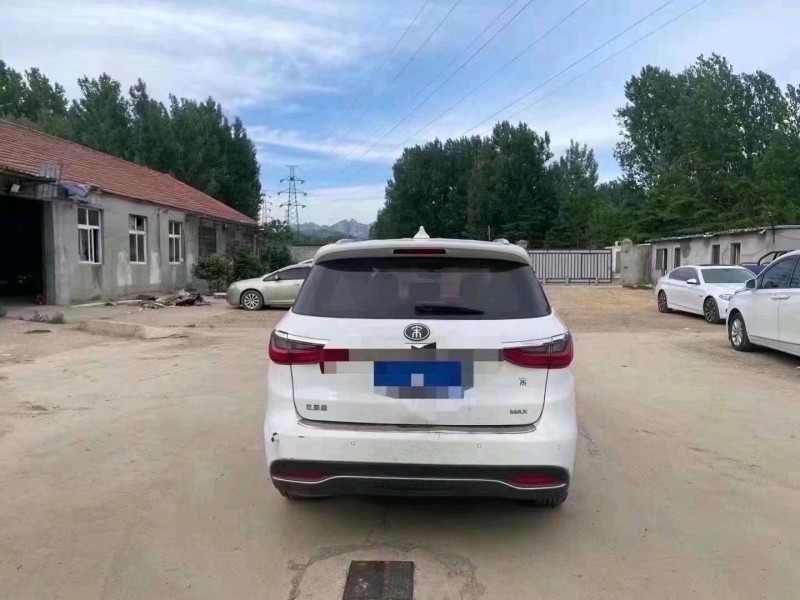 潍坊18年比亚迪宋MAX4