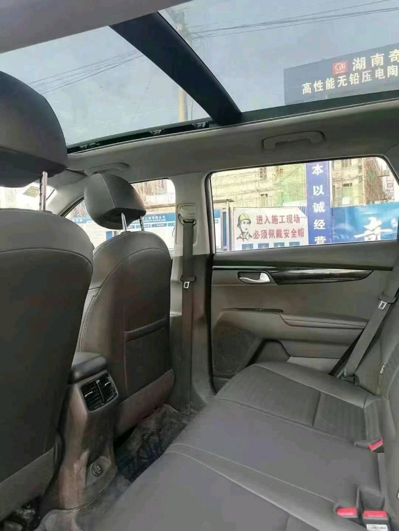 潍坊19年起亚智跑9