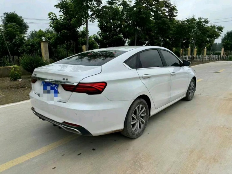 潍坊19年吉利缤瑞4