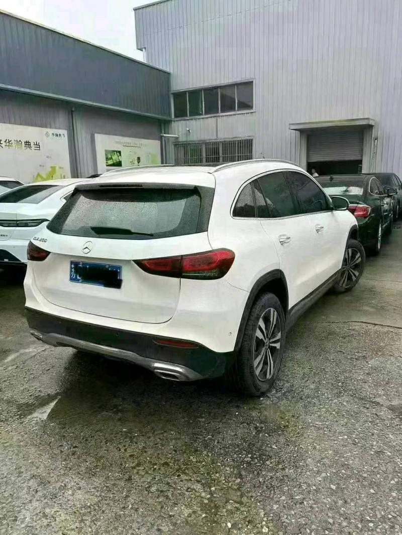 苏州20年奔驰GLA4